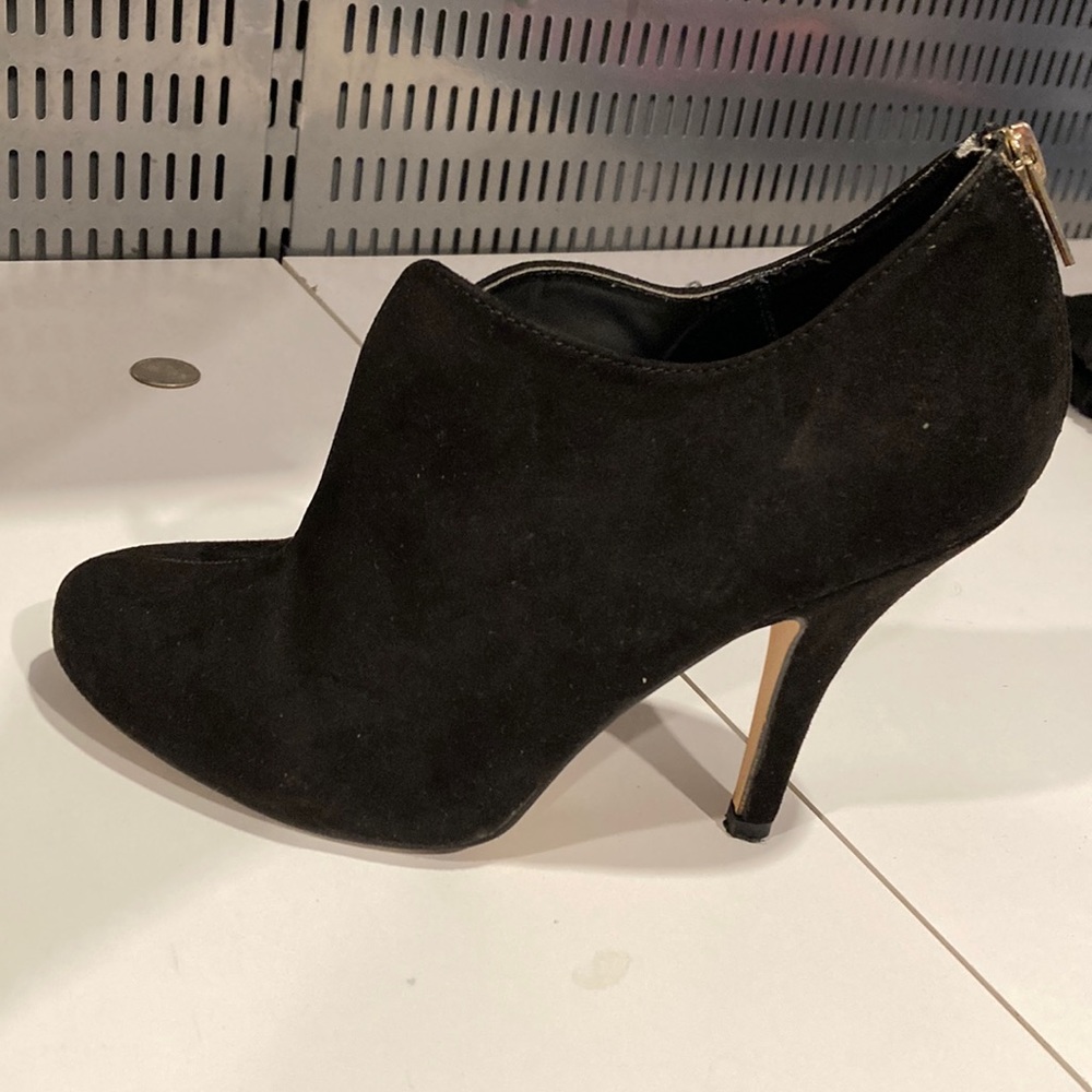 Call spring booties size 8